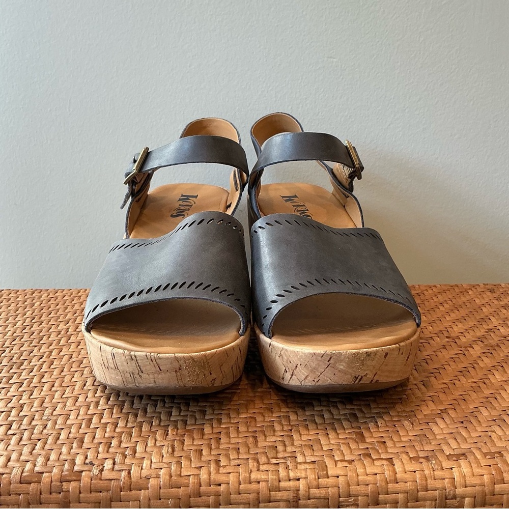 Kork-Ease Gray Leather Tone Wedge Platform Sandals 8/39 - Picture 3 of 5